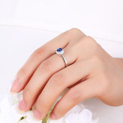 Jewelry 18k Gold Natural Sapphire Women's Ring
 Product information:
 


 Inlay material: white gold/K white gold inlaid with gemstones
 
 Precious Metal Condition: 18K White Gold
 
 Color: Sapphire and Diamond avallexjewelry 18k gold natural sapphire women'avallex