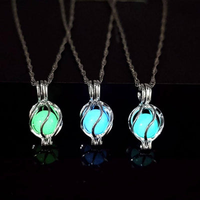 Noctilucent Geometric Planet Necklace
 Product information:
 
 Treatment Process: Electroplating
 
 Color: green light, blue light, blue-green light
 
 Applicable people: Unisex
 
 Pendant material: Alljewelryavallex-dimensional Planet Noctilucent Necklaceavallex