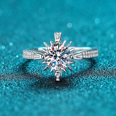 925 Sterling Silver Microset 1 Carat Moissanite Ring• Exquisite craftsmanship: This 925 Sterling Silver Microset 1 Carat Moissanite Ring is beautifully designed with meticulous attention to detail, making it a top chofine jewelryavallex925 Sterling Silver Microset 1 Carat Moissanite Ringavallex